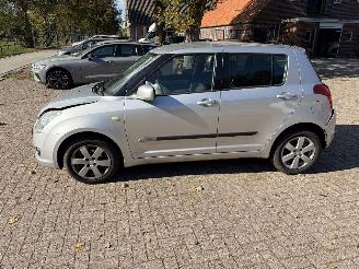 Unfallwagen Suzuki Swift 1.5 automaat 2010/3