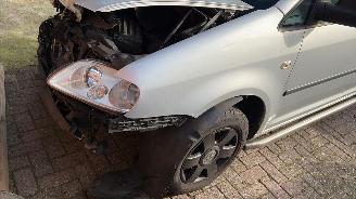 skadebil bedrijf Volkswagen Caddy maxi 1.90TDI 2009/2