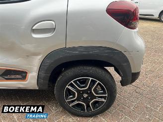 Dacia Spring Comfort Plus (Orange Pack) 27 kWh Leder Clima Navi Cruise picture 14