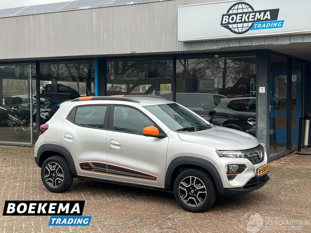 Dacia Spring Comfort Plus (Orange Pack) 27 kWh Leder Clima Navi Cruise