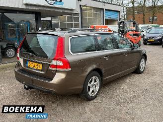 Volvo V-70 1.6 T4 Nordic+ Leer Stoelverw Navigatie Cruise picture 2