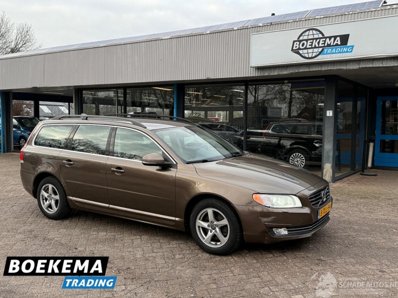 Volvo V-70 1.6 T4 Nordic+ Leer Stoelverw Navigatie Cruise