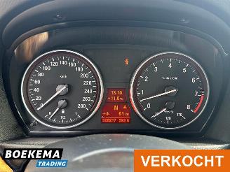 BMW 3-serie 325i High.Ex 218PK Automaat Leer Elek. stoelen picture 14