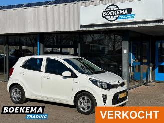 krockskadad bil vrachtwagen Kia Picanto 1.0 CVVT EconomyPlusLine Airco 2019/5