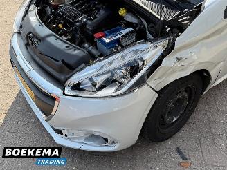 Peugeot 208 1.2 PureTech Blue Lion Navigatie Airco Cruise picture 10