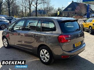 Citroën C4-picasso 1.2 PT Business 7-Persoons Navigatie Keyless Clima picture 3