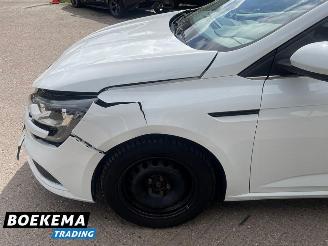 Renault Mégane Estate 1.2 TCe Zen Navigatie Cruise Climate Navi picture 9