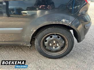 Hyundai Getz 1.6i 16V 105PK GLS Airco picture 8