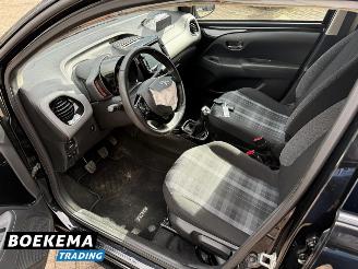 Peugeot 108 1.0 e-VTi Allure Keyless Climate Camera picture 12