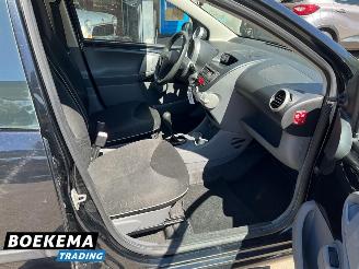 Peugeot 107 1.0-12V XS Airco 5-Drs Elek-pakket picture 16