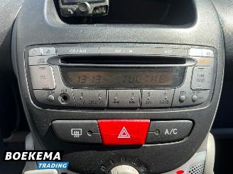 Peugeot 107 1.0-12V XS Airco 5-Drs Elek-pakket picture 21