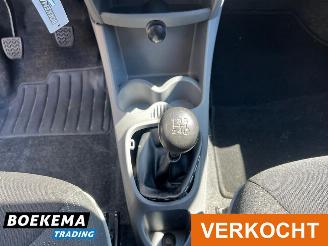 Peugeot 107 1.0-12V XS Airco 5-Drs Elek-pakket picture 23
