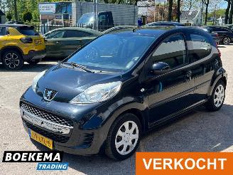 Peugeot 107 1.0-12V XS Airco 5-Drs Elek-pakket picture 9