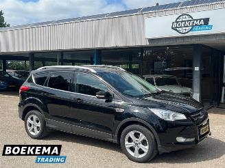 Unfallwagen Ford Kuga 1.5 Titanium Styling Pack Navigatie Cruise Climate Stoelverw. 2016/8