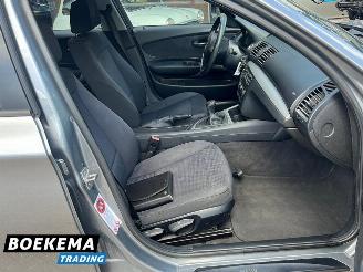 BMW 1-serie 116d Corporate Airco 5-Deurs picture 17