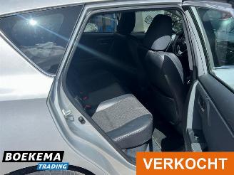 Toyota Auris 1.8 Hybrid Executive Navigatie Climate Cruise PDC picture 19