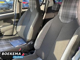 Peugeot 108 1.0 e-VTi Active Airco Cruise 5-Drs picture 16