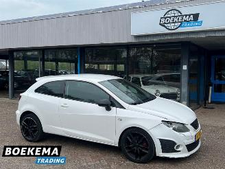 krockskadad bil auto Seat Ibiza SC 1.4 TSI FR 150PK Bocanegra Stoelverwarming Kleppensysteem Camera Climate Cruise 2012/6