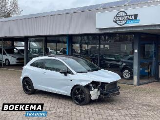 krockskadad bil auto Seat Ibiza SC 1.8 TSI 192PK Cupra Open-Dak Stoelverwarming Navigatie Half-leder 2017/1