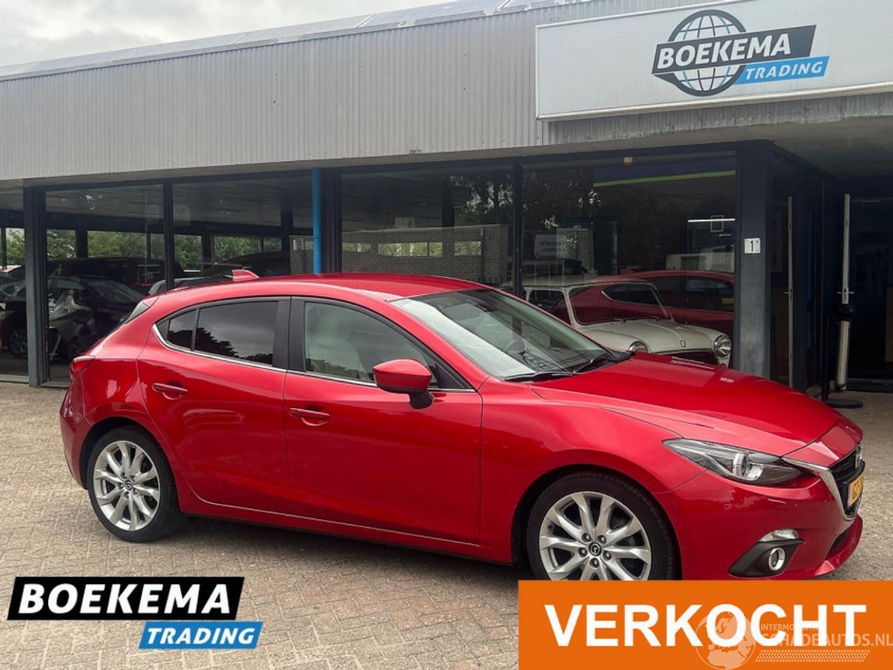 Mazda 3 2.0 GT-M HUD Leder Bose Keyless Xenon Climate Cruise PDC