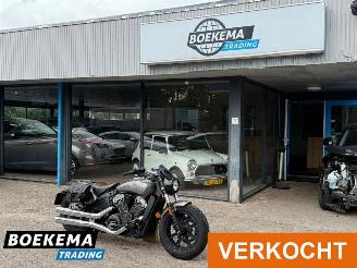 krockskadad bil motor Indian Scout 69 Bobber 2022/7