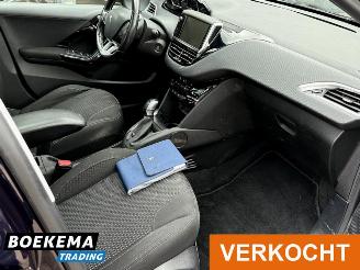Peugeot 208 1.6 BlueHDi Blue Lease Executive Panorama Camera Navigatie picture 16