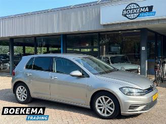 skadebil auto Volkswagen Golf 1.5 TSI Comfort Business DSG Navigatie PDC Climate Cruise 2019/5