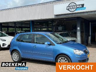 skadebil auto Volkswagen Polo 1.4 16V Automaat Climate Cruise PDC trekh. 2007/1