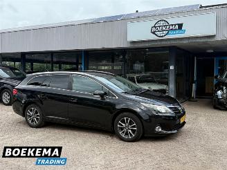 uszkodzony samochody osobowe Toyota Avensis wagon 1.8 VVTi Business Navigatie Harman Kardon Camera PDC Cruise 2013/5