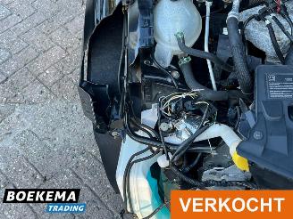 Renault Clio 0.9 TCe Expression Navi Cruise Airco picture 11