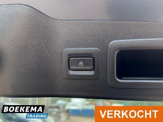 Mazda 3 2.0 e-SkyActiv-G M Hybrid Virtual Keyless Bose Navi picture 21