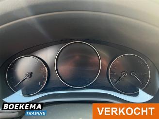 Mazda 3 2.0 e-SkyActiv-G M Hybrid Virtual Keyless Bose Navi picture 27