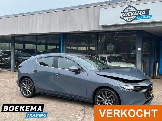 krockskadad bil auto Mazda 3 2.0 e-SkyActiv-G M Hybrid Virtual Keyless Bose Navi 2019/6