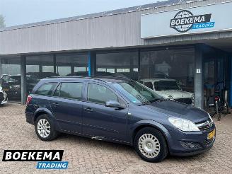 krockskadad bil auto Opel Astra 1.4 Business Airco Cruise 2009/3