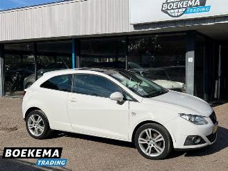 krockskadad bil auto Seat Ibiza 1.2 TSI Style DSG Glazen Dak Cruise Climate 2010/11