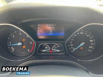 Ford Focus Wagon 1.5 TDCI Titanium Navigatie Climate Cruise PDC Trekh. picture 27