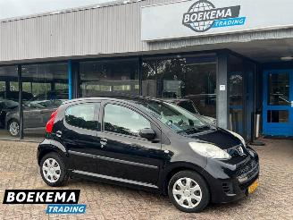 skadebil auto Peugeot 107 1.0-12V Sublime Airco 5-Deurs 2010/4