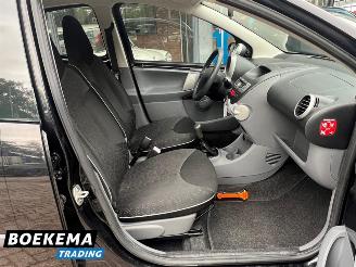 Peugeot 107 1.0-12V Sublime Airco 5-Deurs picture 16