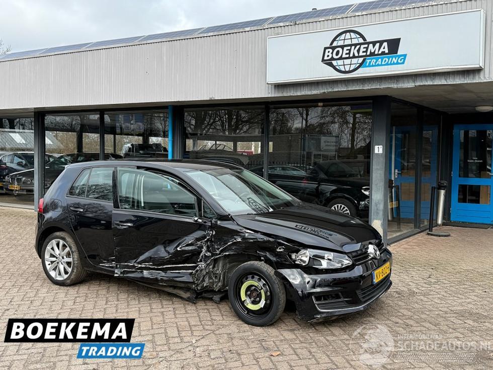 Volkswagen Golf 1.4 TSI Highline Navigatie Climate Camera Cruise