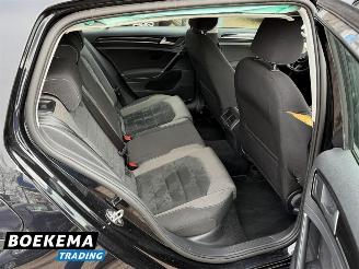 Volkswagen Golf 1.4 TSI Highline Navigatie Climate Camera Cruise picture 23