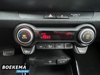 Kia Stonic 1.0 T-GDi MHEV Dynamic Automaat Navigatie Camera picture 29