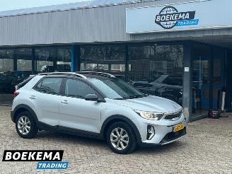 Vrakbiler auto Kia Stonic 1.0 T-GDi MHEV Dynamic Automaat Navigatie Camera 2022/12