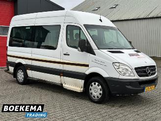 Uttjänta bilar auto Mercedes Sprinter 311 2.2 CDI 366 Airco 9-Persoons Rolstoellift Automaat 2009/1