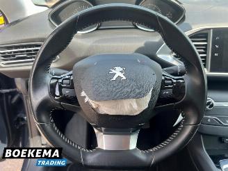 Peugeot 308 SW 1.2 PureTech Blue Lease Navigatie Climate Cruise picture 23