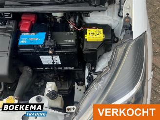 Toyota Yaris 1.3 VVT-i Navigatie Cruise Airco Camera Trekh. picture 12