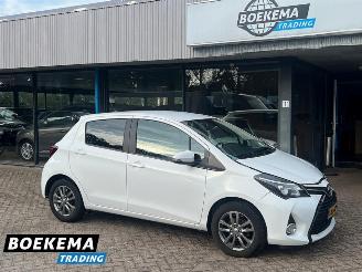 Voiture accidenté Toyota Yaris 1.3 VVT-i Navigatie Cruise Airco Camera Trekh. 2015/12