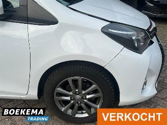 Toyota Yaris 1.3 VVT-i Navigatie Cruise Airco Camera Trekh. picture 7