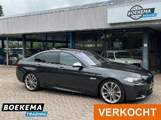 Schadeauto BMW M550 5-Serie M550XD xDrive High Exe Open-Dak Elec-Trekhaak Stoelverkoeling HUD Memory 2015/2