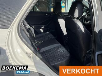 Volkswagen T-Roc 1.5 TSI R-Line Virtual Keyless Led Camera Stoelverw. picture 17