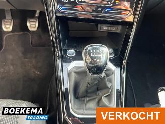 Volkswagen T-Roc 1.5 TSI R-Line Virtual Keyless Led Camera Stoelverw. picture 28